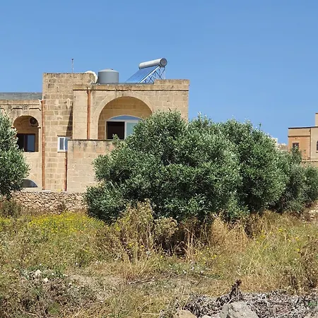 Dar Il-hena - Private With Pool, Gozo 펜션 Għasri
